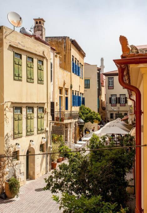 History & Culture In Old Town Chania 干尼亞 外观 照片